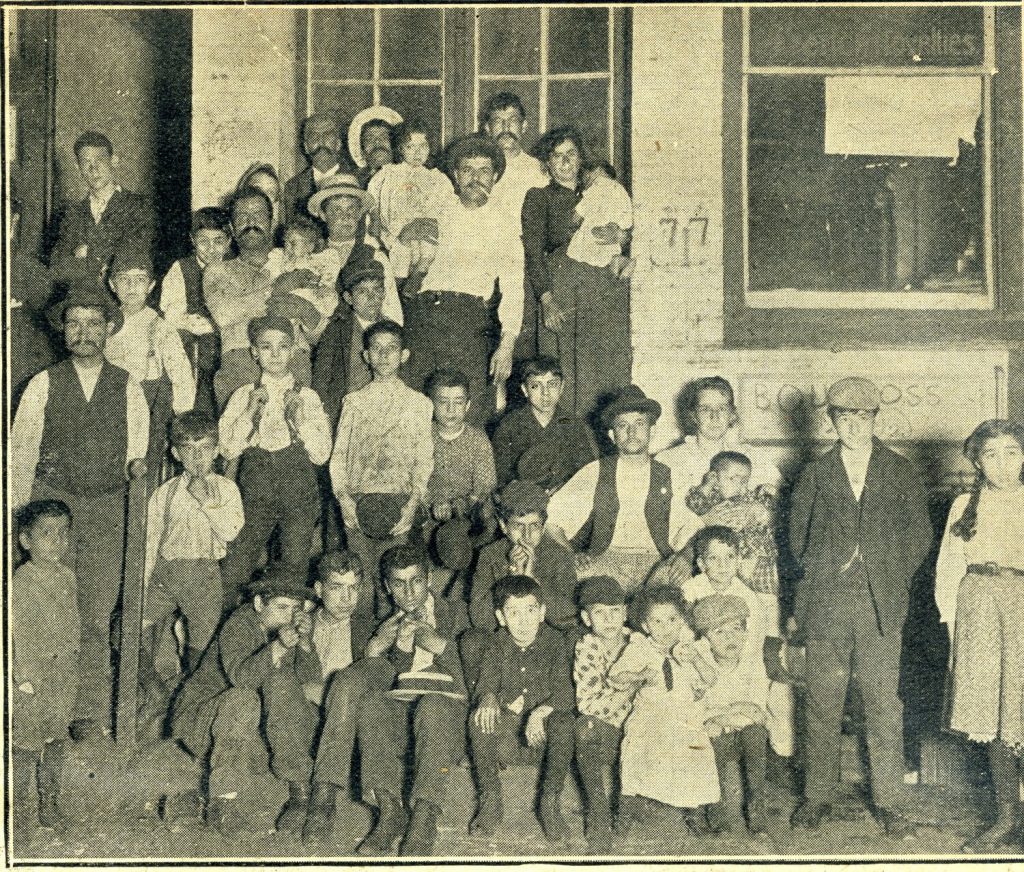 Syrian+children+in+front+of+77+Washington,+Childe+1899.+